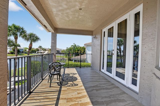 19139 2 River Lane, Boca Raton, FL 33498