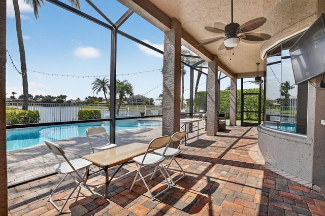19139 2 River Lane, Boca Raton, FL 33498