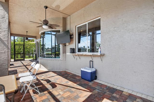 19139 2 River Lane, Boca Raton, FL 33498