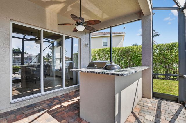 19139 2 River Lane, Boca Raton, FL 33498