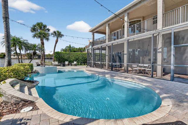 19139 2 River Lane, Boca Raton, FL 33498