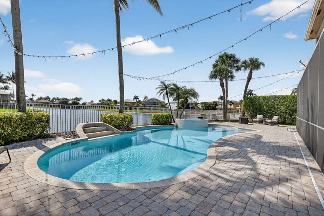 19139 2 River Lane, Boca Raton, FL 33498