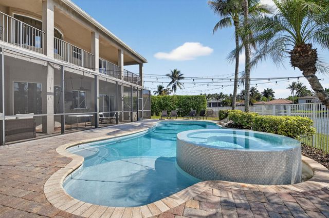 19139 2 River Lane, Boca Raton, FL 33498