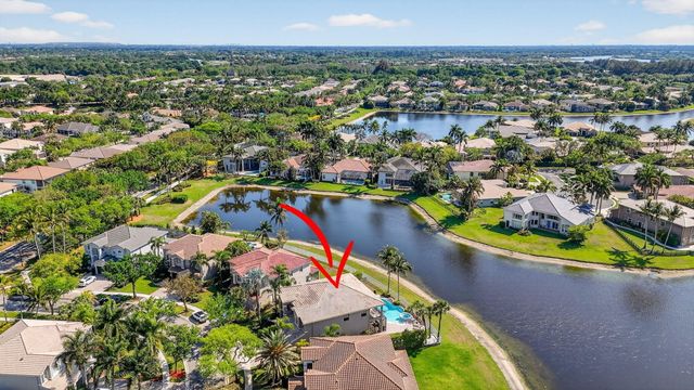 19139 2 River Lane, Boca Raton, FL 33498