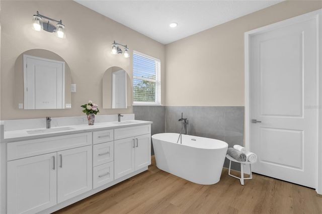 2008 RIVER HAWK LOOP, Winter Haven, FL 33880