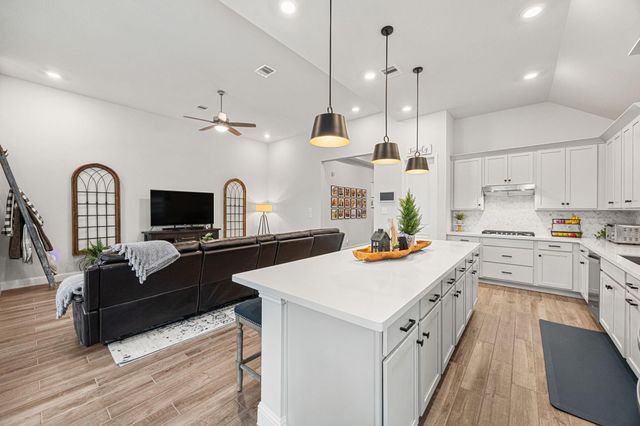 19330 Belmont Stakes Way, Tomball, TX 77377