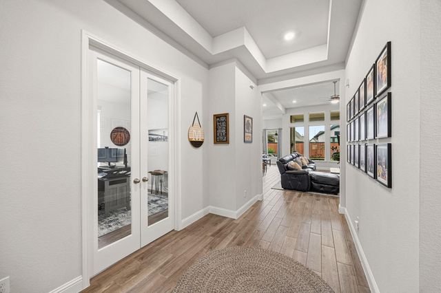 19330 Belmont Stakes Way, Tomball, TX 77377