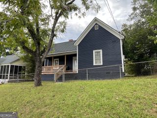 9 N Broad Street, Porterdale, GA 30014