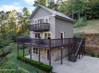 1755 A R Davis Rd, Seymour, TN 37865