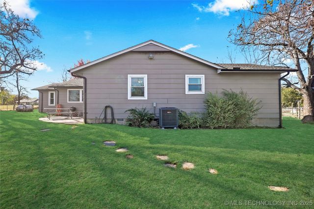 17791 S 4180 Road, Claremore, OK 74017