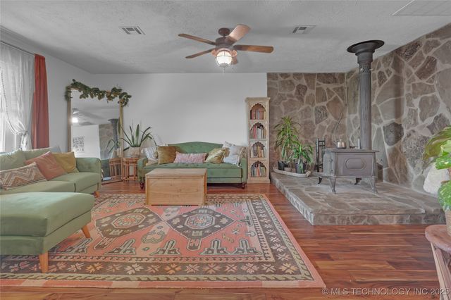 17791 S 4180 Road, Claremore, OK 74017