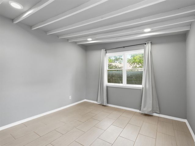 911 Reverchon Drive, Dallas, TX 75211