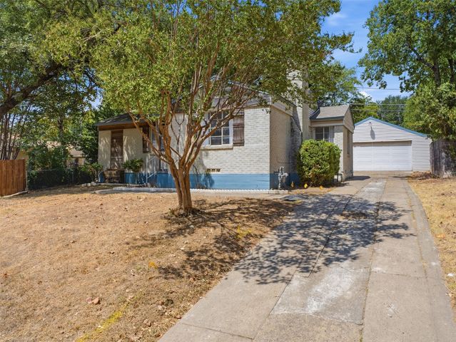911 Reverchon Drive, Dallas, TX 75211