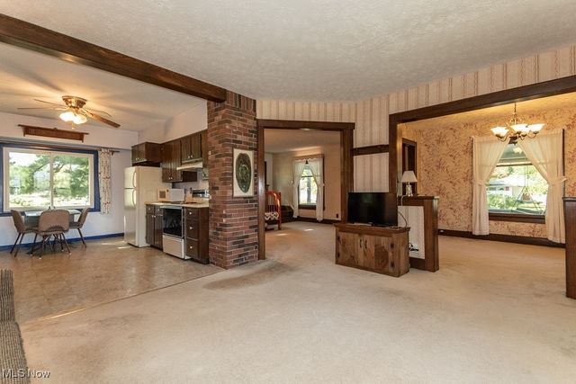 7328 Harmon Road, Conneaut, OH 44030