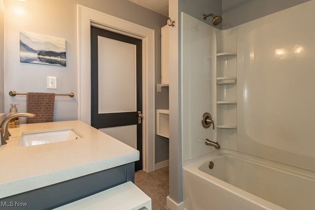 7328 Harmon Road, Conneaut, OH 44030