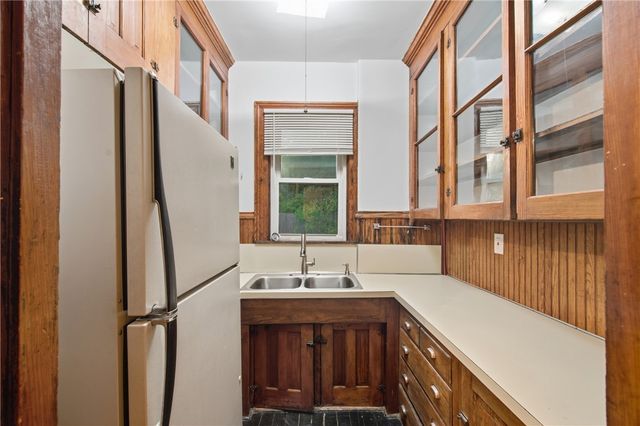 642 Hope Street, Providence, RI 02906