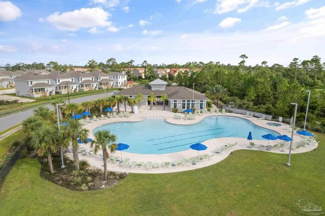 645 Lost Key Dr 303, Pensacola, FL 32507
