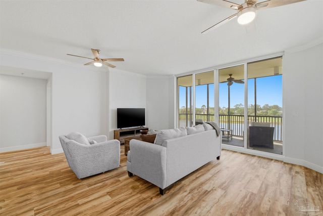 645 Lost Key Dr 303, Pensacola, FL 32507