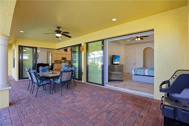 2133 SW 43rd LN, Cape Coral, FL 33914