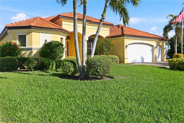 2133 SW 43rd LN, Cape Coral, FL 33914