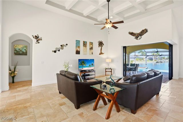 2133 SW 43rd LN, Cape Coral, FL 33914