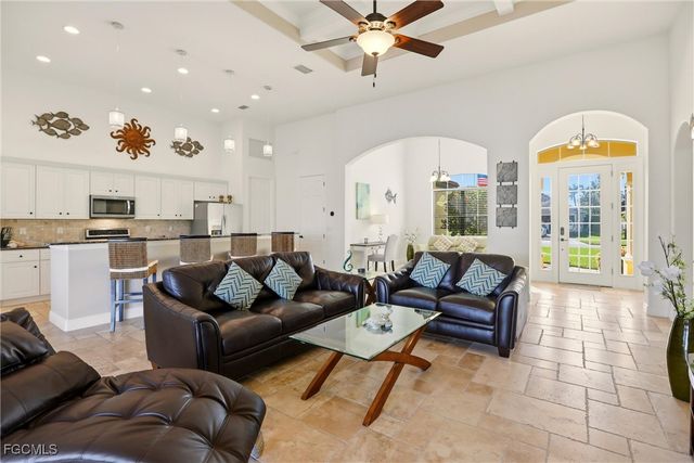 2133 SW 43rd LN, Cape Coral, FL 33914