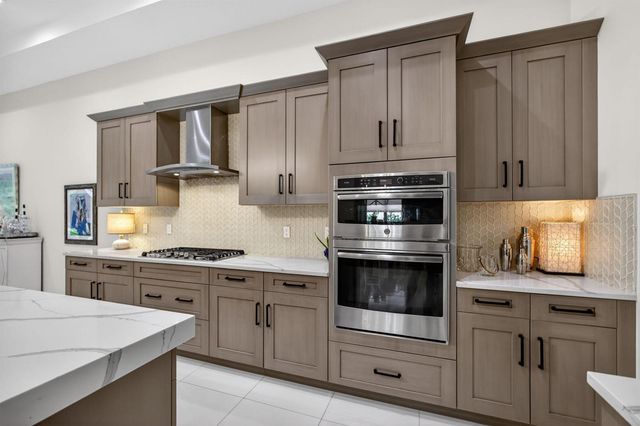 5606 Delacroix Terrace, Palm Beach Gardens, FL 33418