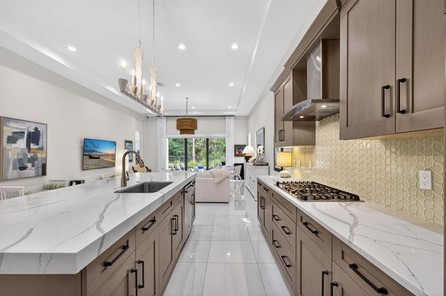 5606 Delacroix Terrace, Palm Beach Gardens, FL 33418