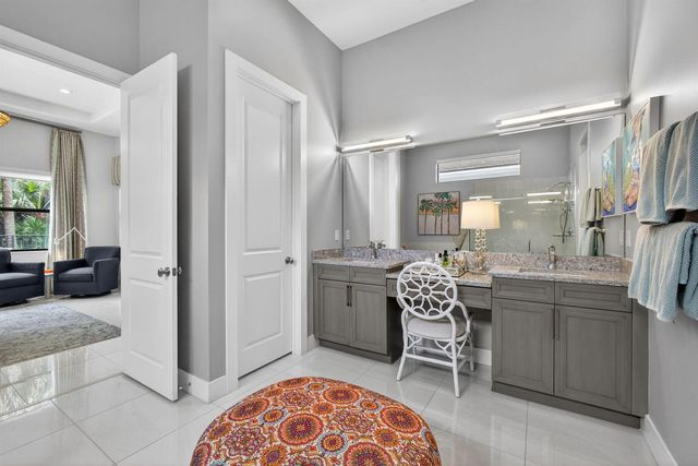 5606 Delacroix Terrace, Palm Beach Gardens, FL 33418