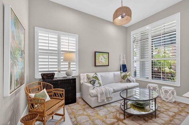 5606 Delacroix Terrace, Palm Beach Gardens, FL 33418