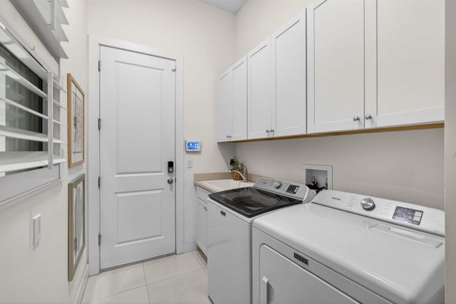5606 Delacroix Terrace, Palm Beach Gardens, FL 33418