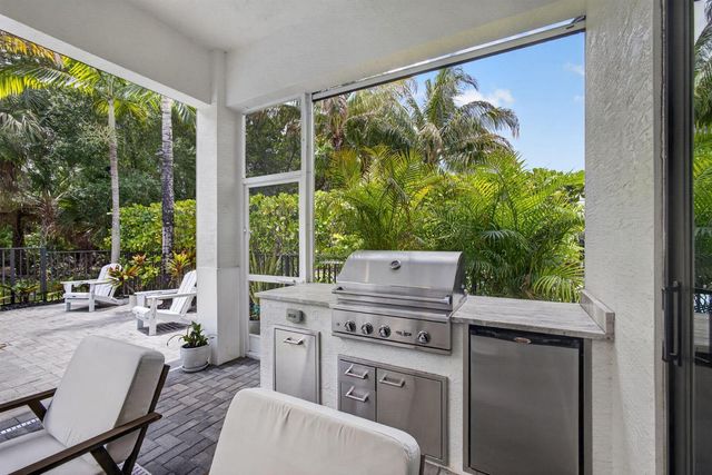 5606 Delacroix Terrace, Palm Beach Gardens, FL 33418