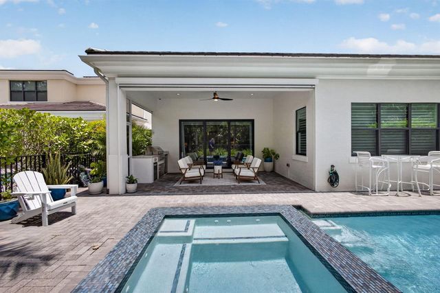 5606 Delacroix Terrace, Palm Beach Gardens, FL 33418