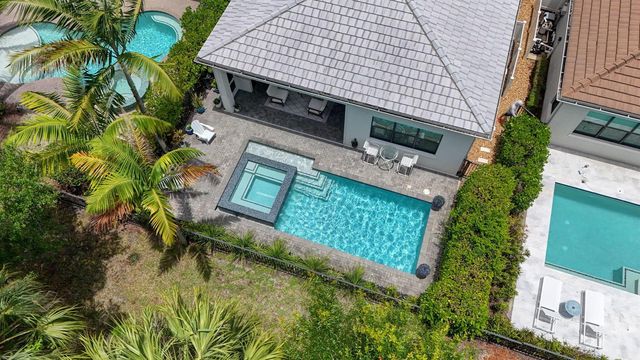 5606 Delacroix Terrace, Palm Beach Gardens, FL 33418