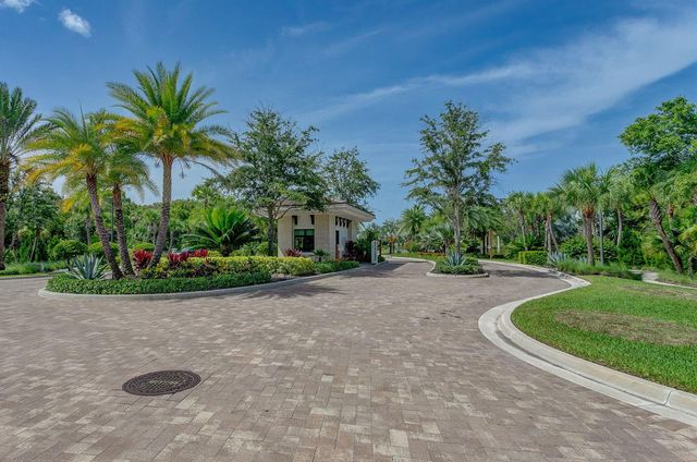 5606 Delacroix Terrace, Palm Beach Gardens, FL 33418