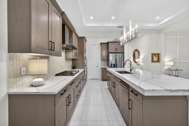 5606 Delacroix Terrace, Palm Beach Gardens, FL 33418