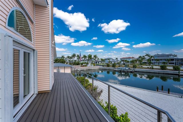 2805 N BEACH ROAD B, Englewood, FL 34223