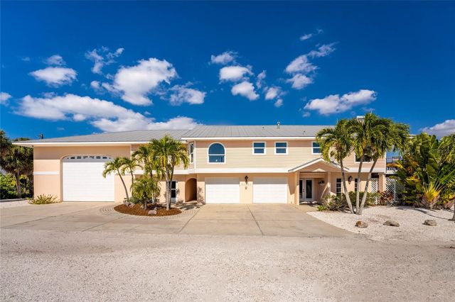 2805 N BEACH ROAD B, Englewood, FL 34223