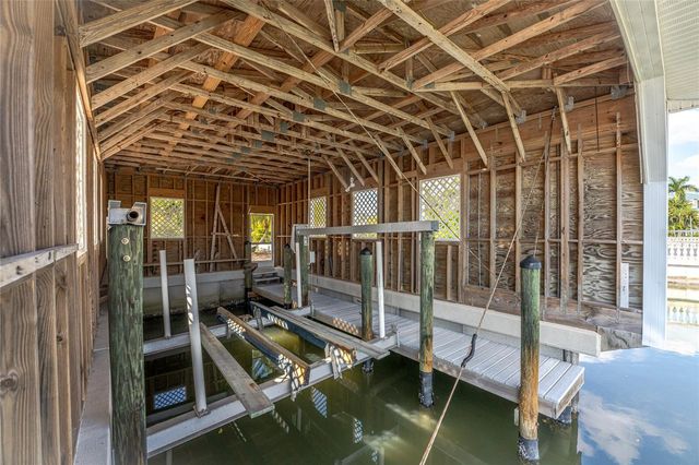 2805 N BEACH ROAD B, Englewood, FL 34223