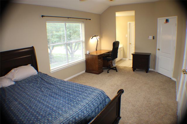 1901 Edgewater Drive, Friendswood, TX 77546