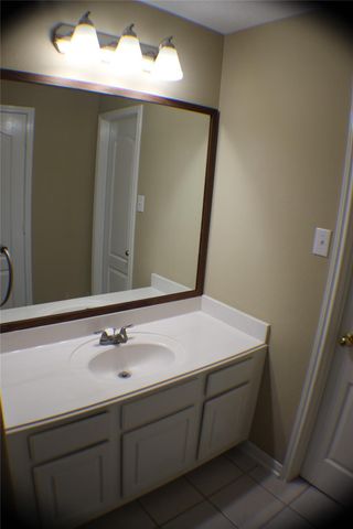 1901 Edgewater Drive, Friendswood, TX 77546