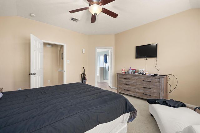 4906 Chase Stone Drive, Bacliff, TX 77518