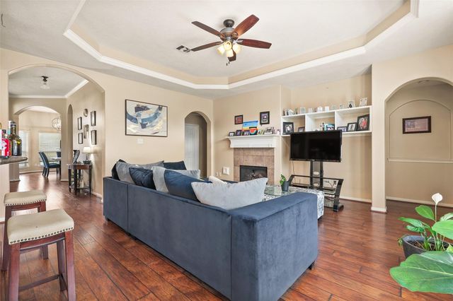 4906 Chase Stone Drive, Bacliff, TX 77518