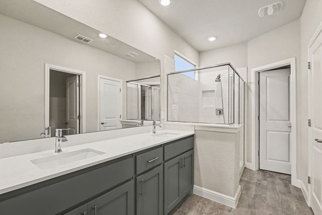 540 Dunmore Drive, Fort Worth, TX 76052