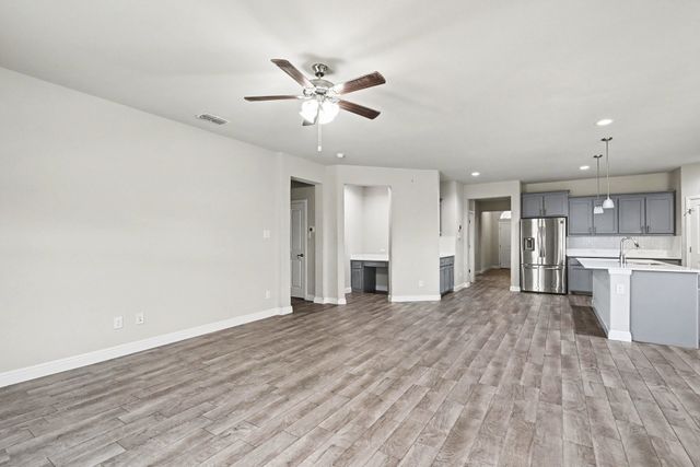 540 Dunmore Drive, Fort Worth, TX 76052