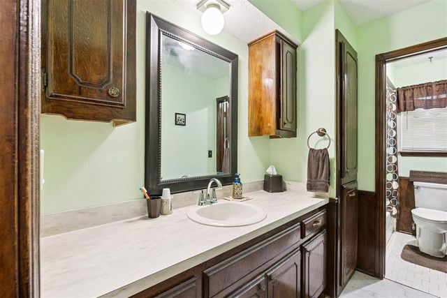 809 Jay Drive, Noble, OK 73068