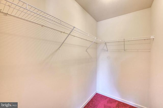 221 LONGVIEW DR, Reading, PA 19608