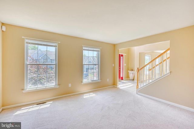221 LONGVIEW DR, Reading, PA 19608