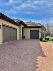 3214 W 137th Street, Leawood, KS 66224