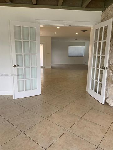 21260 NE 23rd Avenue no, Miami, FL 33180